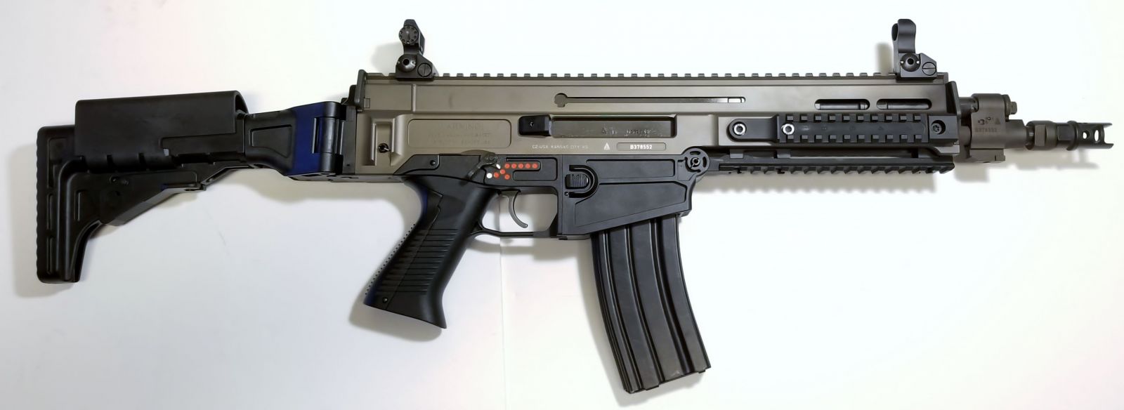 Colt M4 / M16A2E